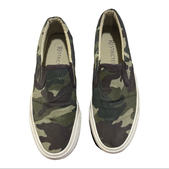 Women’s Restricted Platform Camouflage Slip On Sneakers - Picture 13 of 13